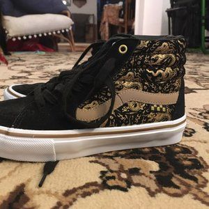 Van's Lunar New Year High Top Size 8